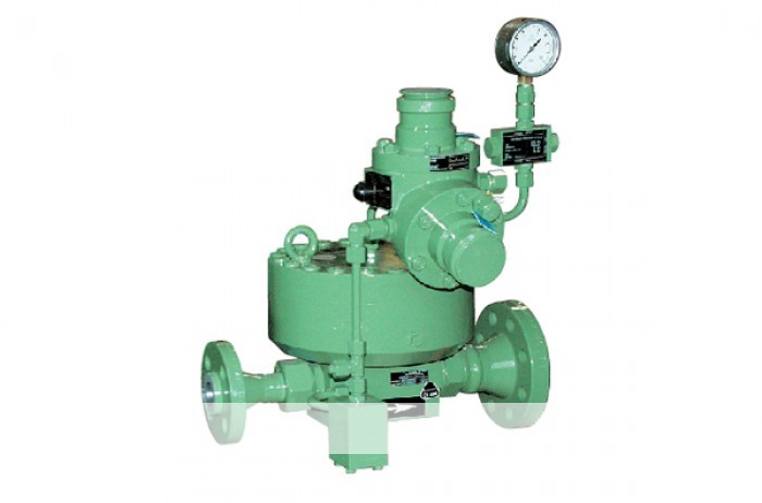 Small gas pressure regulators and pressure reducers 