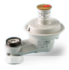 Low pressure regulators